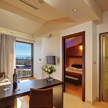 Hotel Diadem Omiš Kamer foto